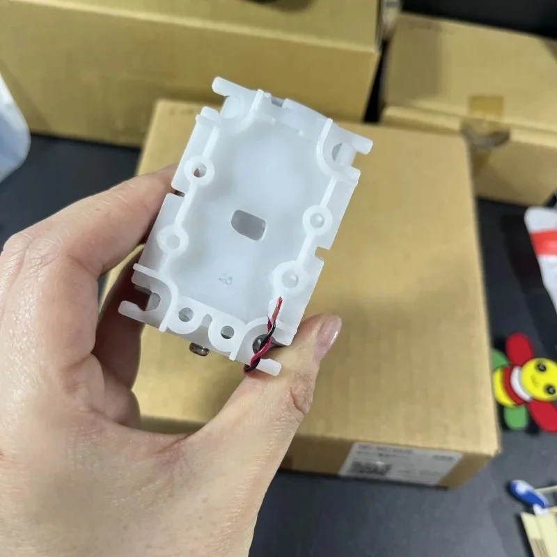E106684 Original Mimaki JFX200-2513/JFX200-2513EX Pressure Control Pump Assy