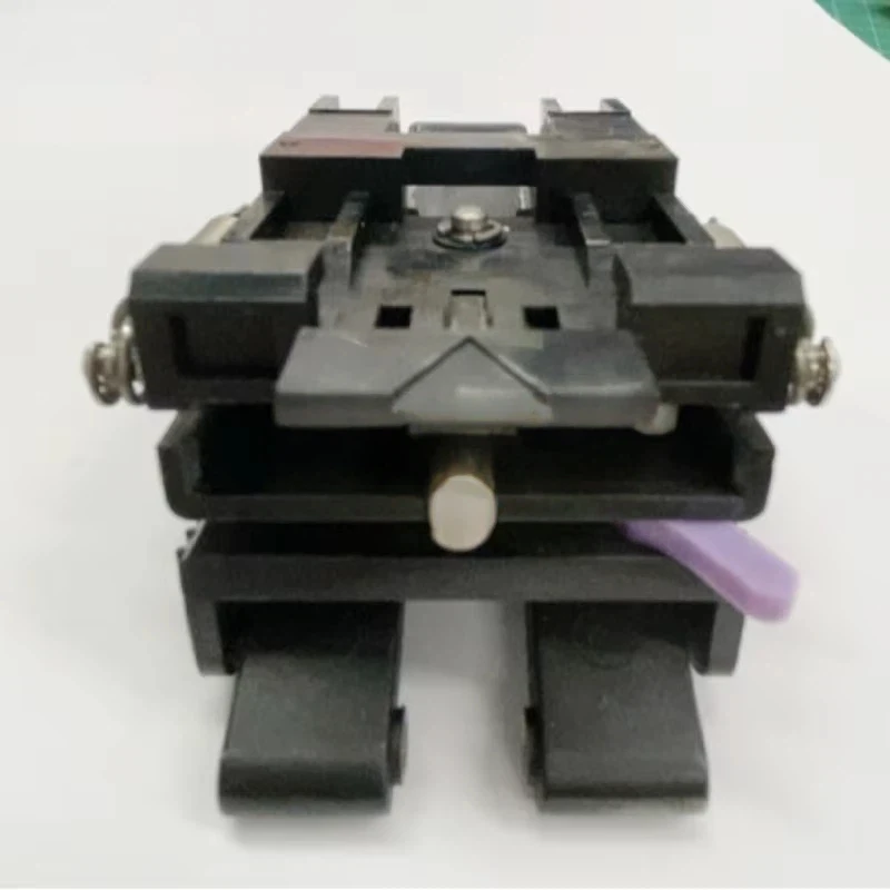 M015562 Original Mimaki CJV150/CJV300/UCJV150/UCJV300 Clamp Assy